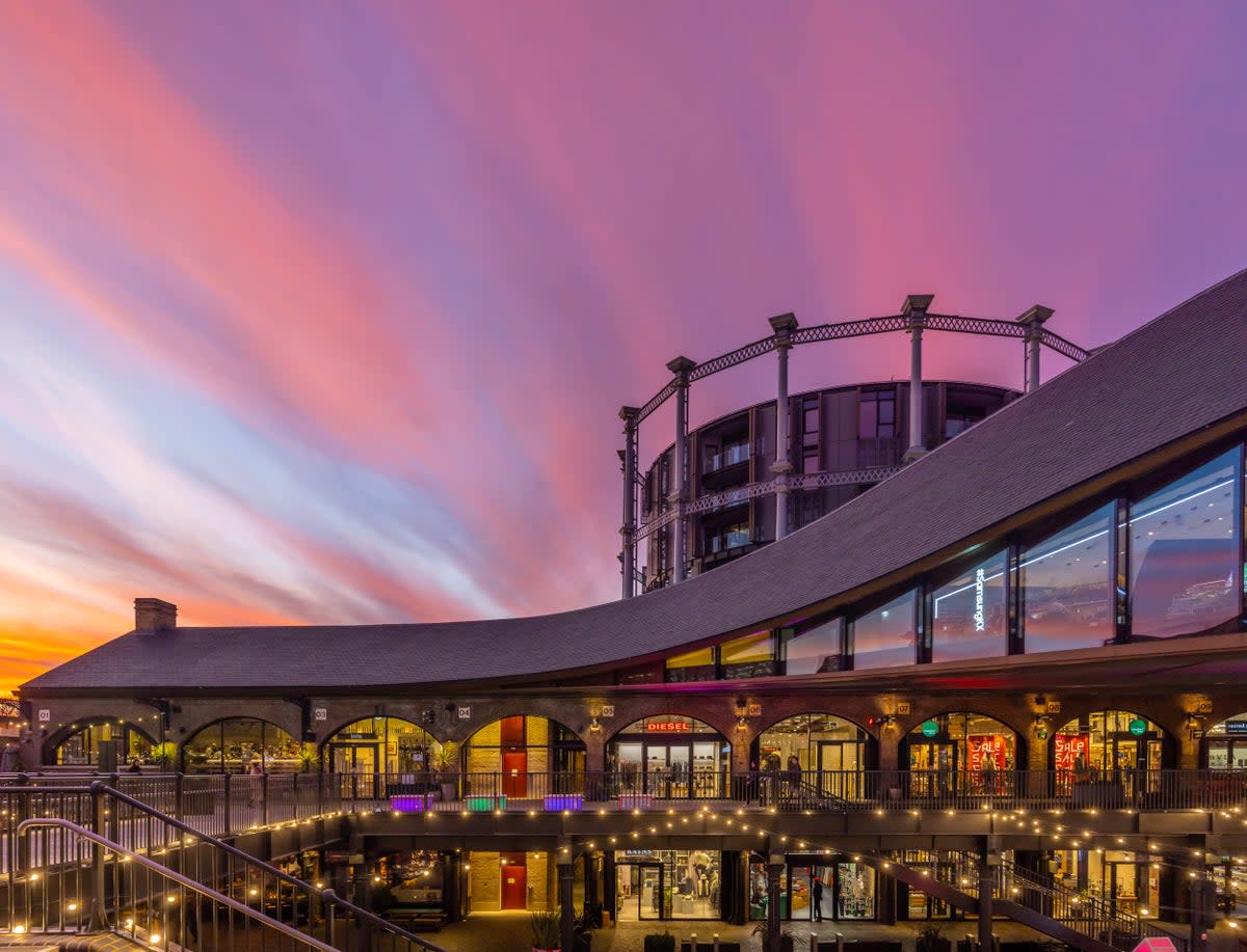 North London’s trendy Coal Drops Yard quarter (Kings Cross)