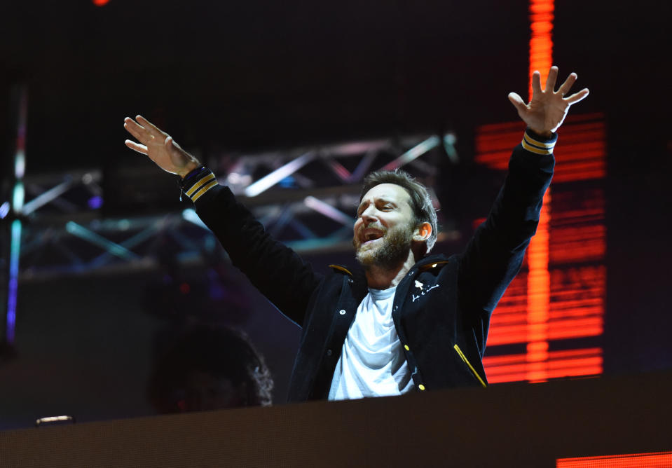 <p>Den Namen David Guetta kennt jeder, dabei landete der 50-jährige Franzose überraschend nicht einmal unter den Top 5. Um seinen Kontostand muss sich David trotzdem nicht sorgen, denn er nahm 15 Millionen US-Dollar ein. </p>