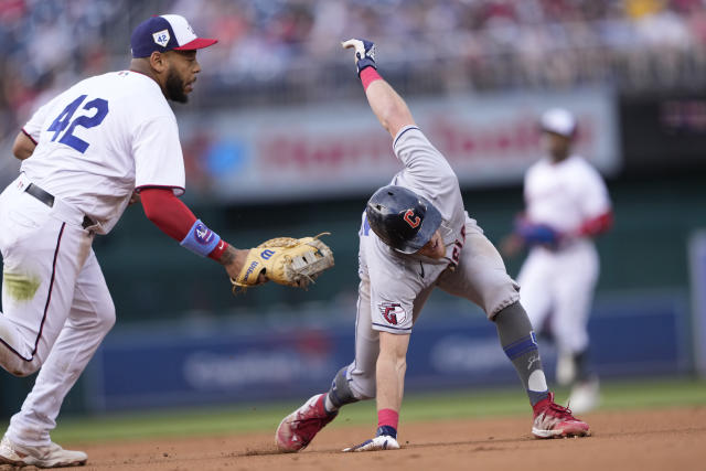 Ramírez's homer lifts Guardians over Nats