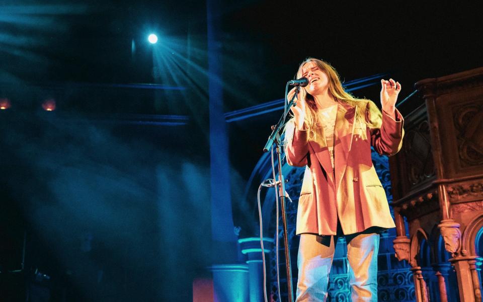 Gabrielle Aplin performing at Union Chapel - @stiff_material