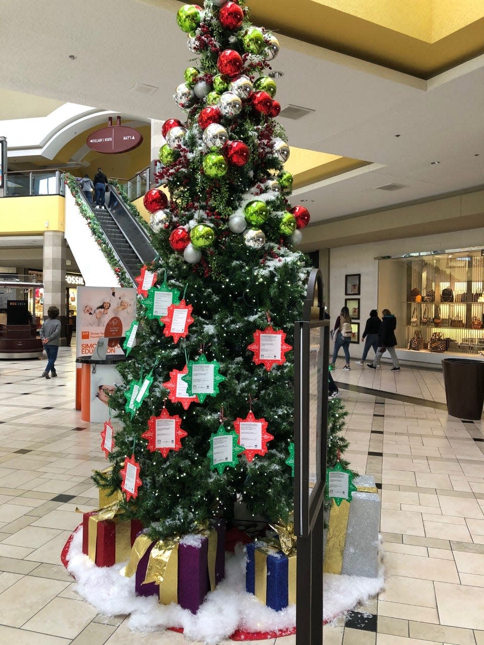 Both Cielo Vista Mall and Sunland Park Mall feature the El Paso Community Foundation’s Spirit of Giving tree.