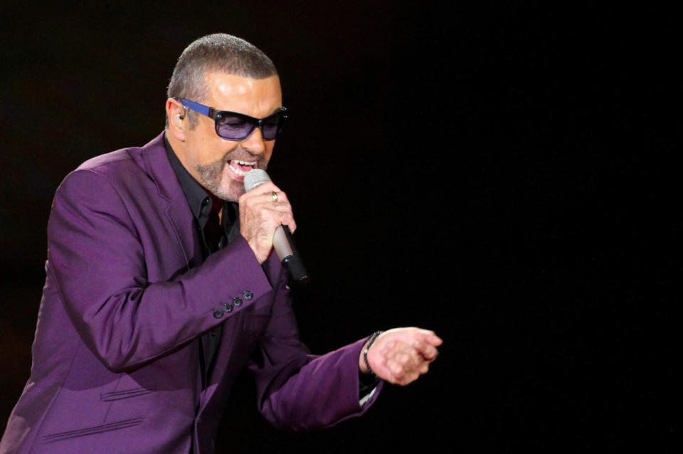 George Michael bei seiner Symphonica-Tour in der Motorpoint Arena in Cardiff am 5. Oktober 2012. (Bild: dpa)