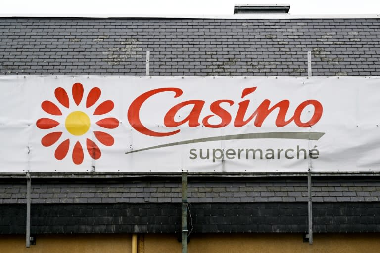 Entre 1.293 et 3.267 postes pourraient être supprimés au sein du groupe Casino, en fonction du nombre de magasins grand format et d'entrepôts logistiques non encore cédés qui trouveront preneurs d'ici septembre (Damien MEYER)