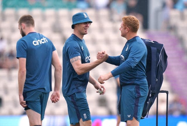 Freddie Flintoff has 'sprinkled gold dust' on England squadcoaching job  should be full-time, claims No2 Trescothick