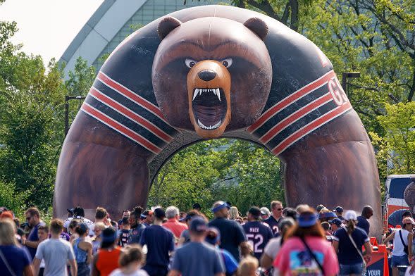 Mack enjoying his first Bears training camp