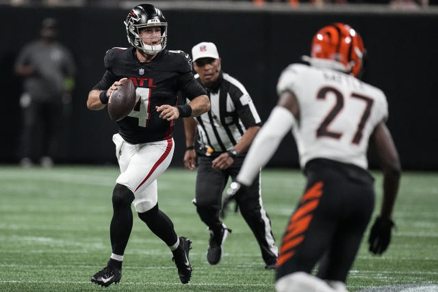 QB Desmond Ridder impressive in preseason debut, Falcons settle for 13-13  tie with Bengals - ABC News