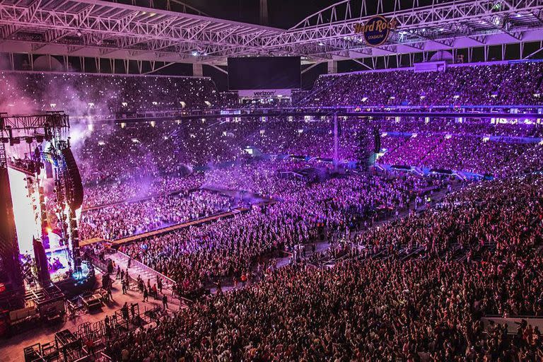 Los espectáculos musicales de las grandes estrellas se viven intensamente en el Hard Rock Stadium.
