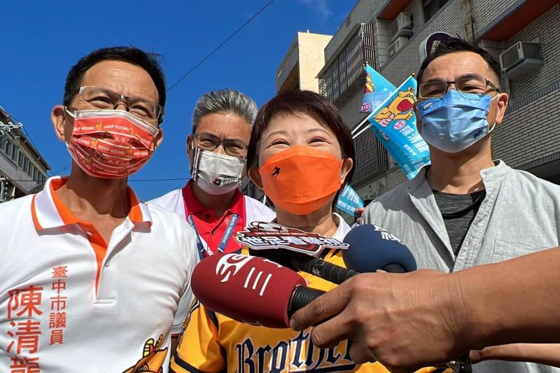 盧秀燕特別前往豐原，為無黨籍議員陳清龍站台。（圖/盧秀燕競選總部提供）