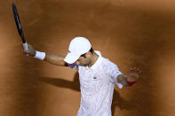 Novak Djokovic durante su partido contra Casper Ruud por las semifinales del Abierto de Italia, el domingo 20 de septiembre de 2020, en Roma. (Alfredo Falcone/LaPresse vía AP)