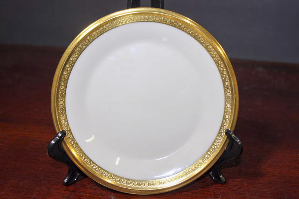 Lenox Aristocrat Dinner Plate | Vintage 10 3/8" Plate Lenox Fine China, Aristocrat, Gold Encrusted Band On Edge 