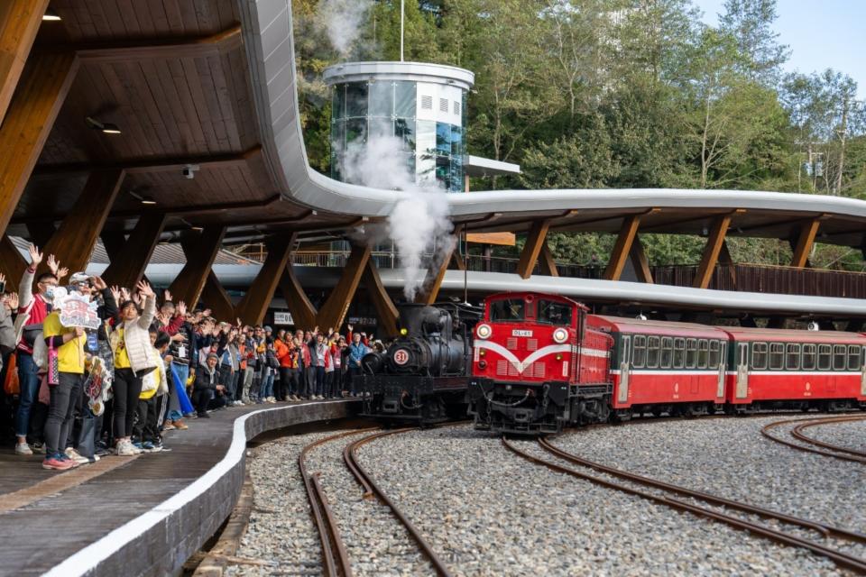祝山車站改建新站已於11月20日舉辦啟用典禮、21日恢復營運。（圖片提供／阿里山林業鐵路及文化資產管理處）