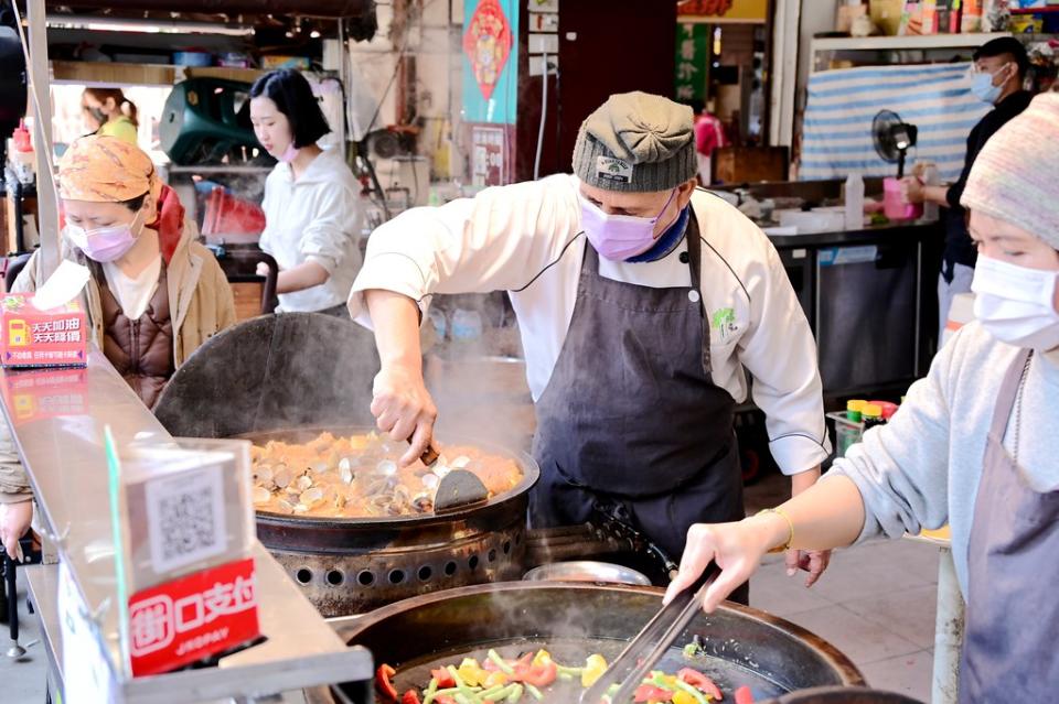 台中｜美力夯大叔西班牙燉飯