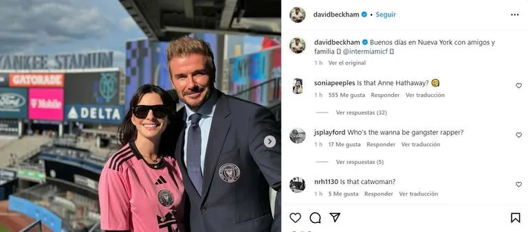 David Beckham junto a Anne Hathaway