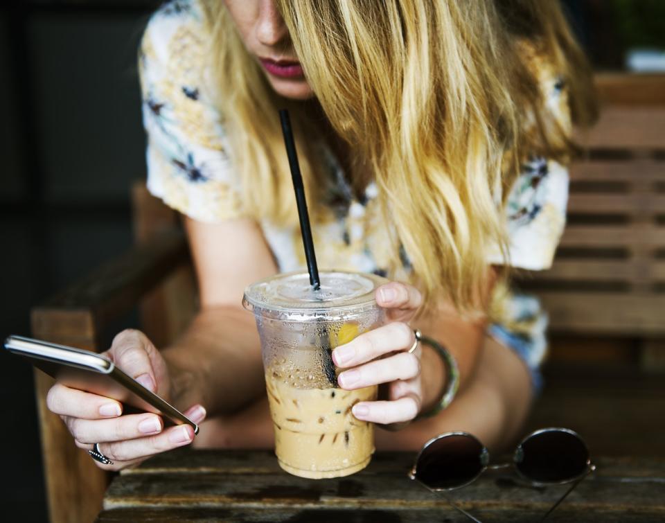 <p>“One of my favourite ways to keep cool is to have a bottle of frozen herbal tea in the freezer that I would take out first thing and drink throughout the morning,” advises <a rel="nofollow noopener" href="http://www.rickhay.co.uk" target="_blank" data-ylk="slk:Rick Hay;elm:context_link;itc:0;sec:content-canvas" class="link ">Rick Hay</a> – <a rel="nofollow noopener" href="http://www.thesuperfoodist.com" target="_blank" data-ylk="slk:The Superfoodist;elm:context_link;itc:0;sec:content-canvas" class="link ">The Superfoodist</a> who is originally from Australia. “I like spearmint and peppermint particularly for their cooling properties.” <br><em>[Photo: Rawpixel.com via Pexels]</em> </p>