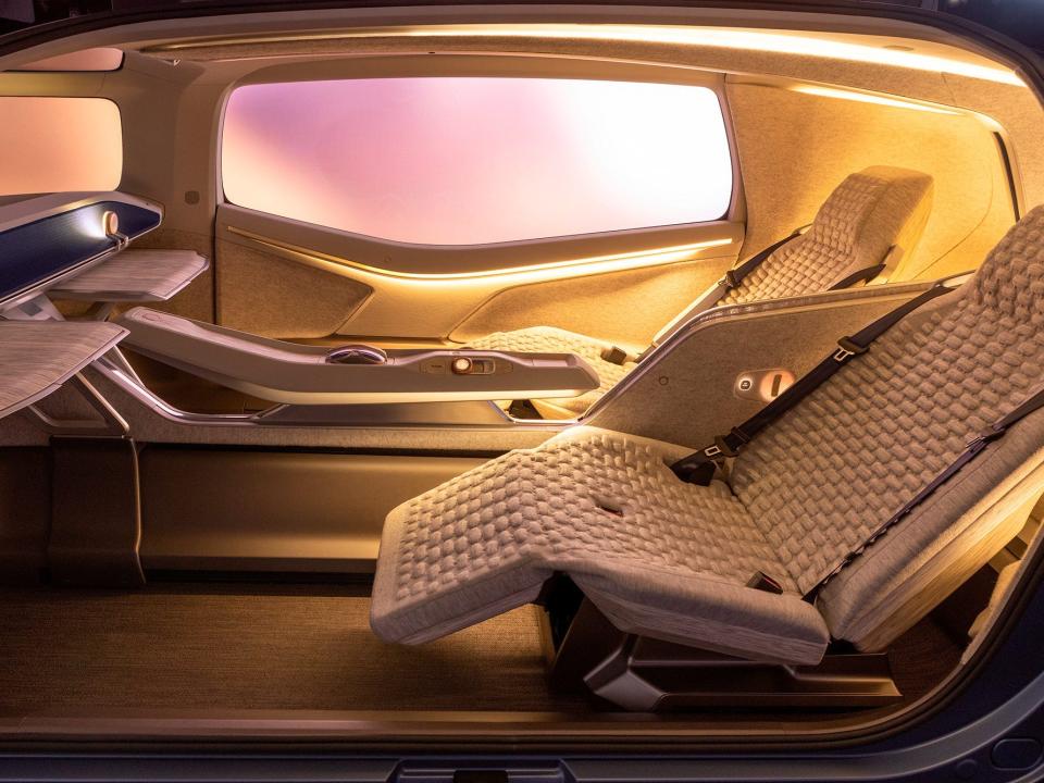 Folding seats in VW's Gen.TRAVEL concept car