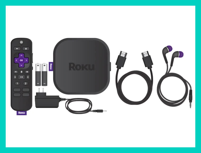 ¿Qué contiene la caja? Roku Ultra, control remoto por voz Roku con dos baterías AA, cable HDMI, fuente de alimentación y un par de auriculares para escuchar en privado. (Foto: Amazon)