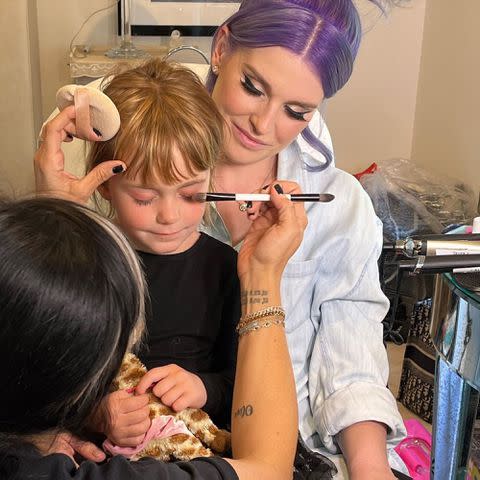 <p>Jack Osbourne Instagram</p> Kelly Osbourne and Minnie Osbourne