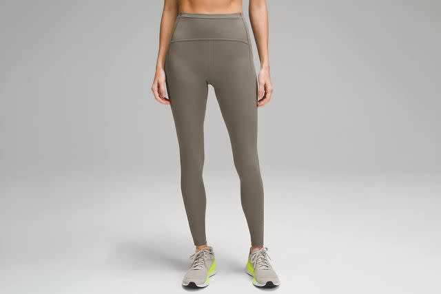 <p>lululemon</p>