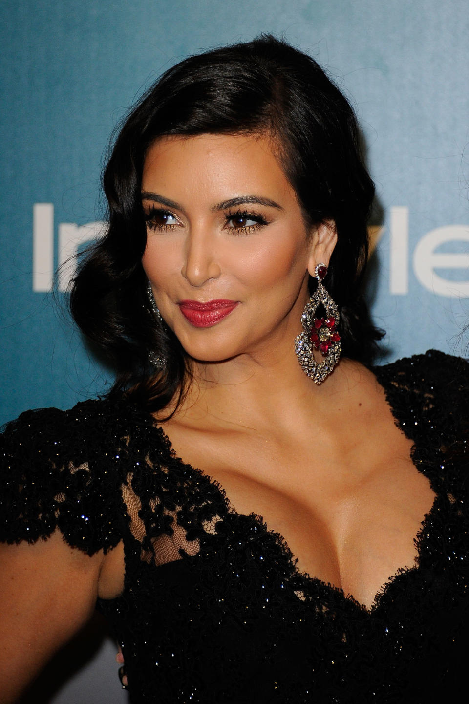 BEVERLY HILLS, CA - JANUARY 15:  TV Personality Kim Kardashian arrives at 13th Annual Warner Bros. And InStyle Golden Globe Awards After Party at The Beverly Hilton hotel on January 15, 2012 in Beverly Hills, California.  (Photo by Kevork Djansezian/Getty Images)