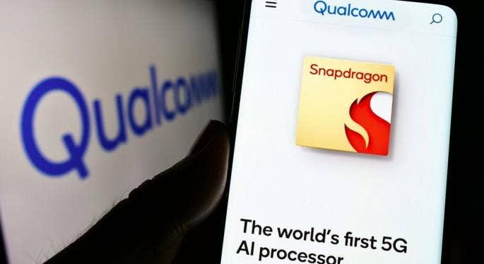 Qualcomm extiende acuerdos clave con Apple y Samsung