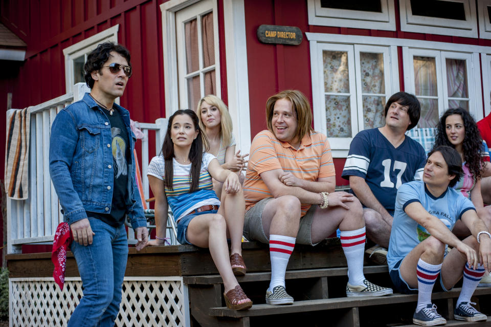 The cast of "Wet Hot American Summer: First Day of Camp" (Photo: Netflix)