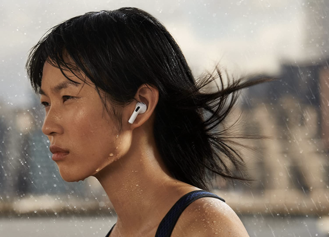 Los AirPods baratos llegarán en 2024: Apple quiere lanzar unos auriculares  de menos de 100 dólares, según Ming Chi-Kuo