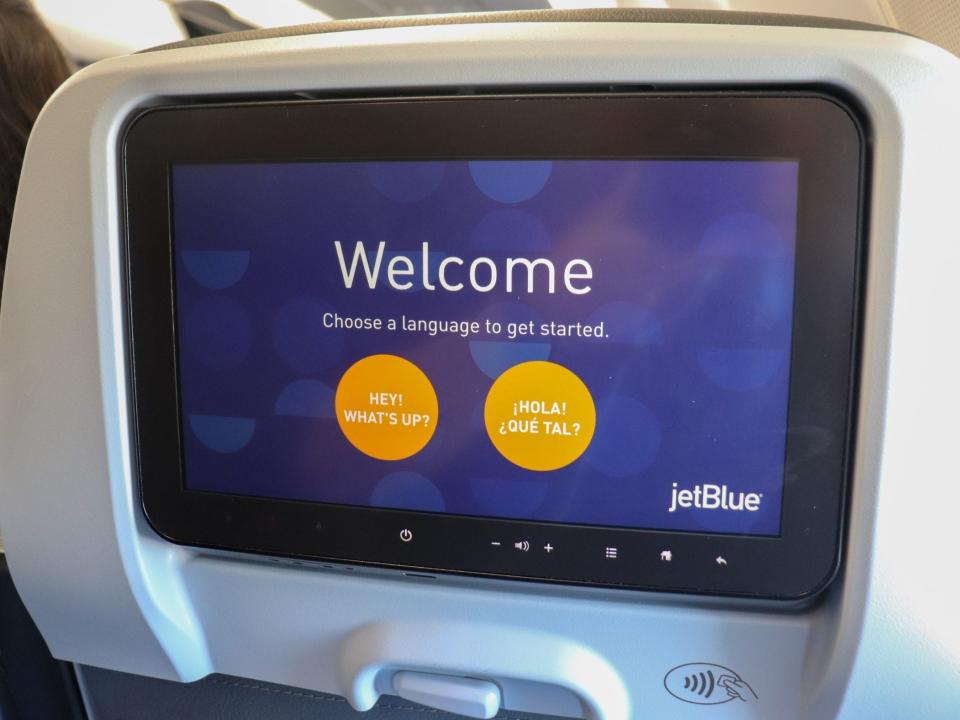 Flying JetBlue Airways Airbus A320 New Phase 2 Interior