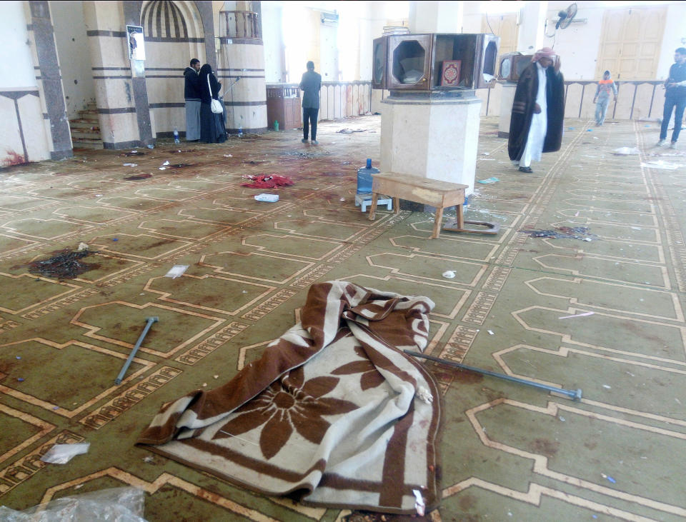 <p>An interior view of Al Rawdah mosque is seen after an explosion, in Bir Al-Abed, Egypt, Nov. 25, 2017. (Photo: Mohamed Soliman/Reuters) </p>