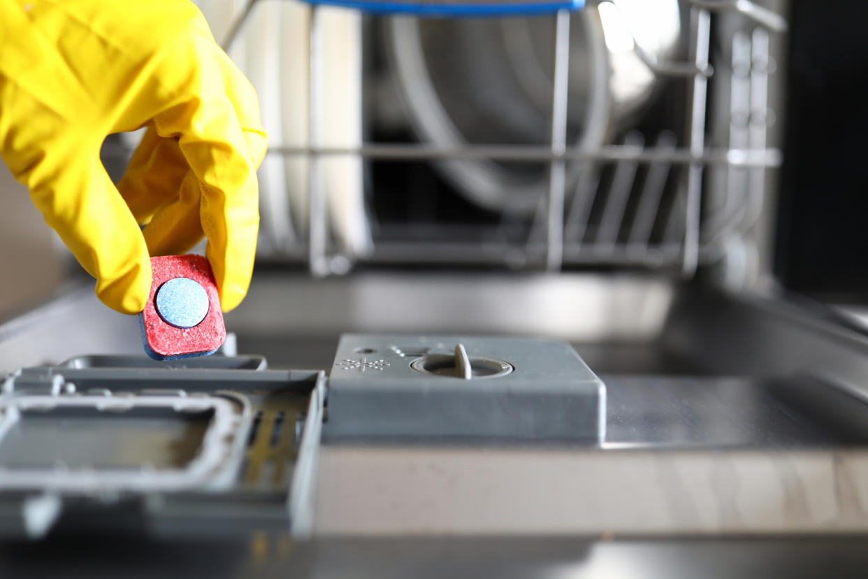 A dishwasher hack has sparked a debate about where to put the tablet in the machine. (Getty Images)