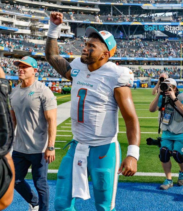 Dolphins QB Tua Tagovailoa named Week 1 AFC Offensive Player of