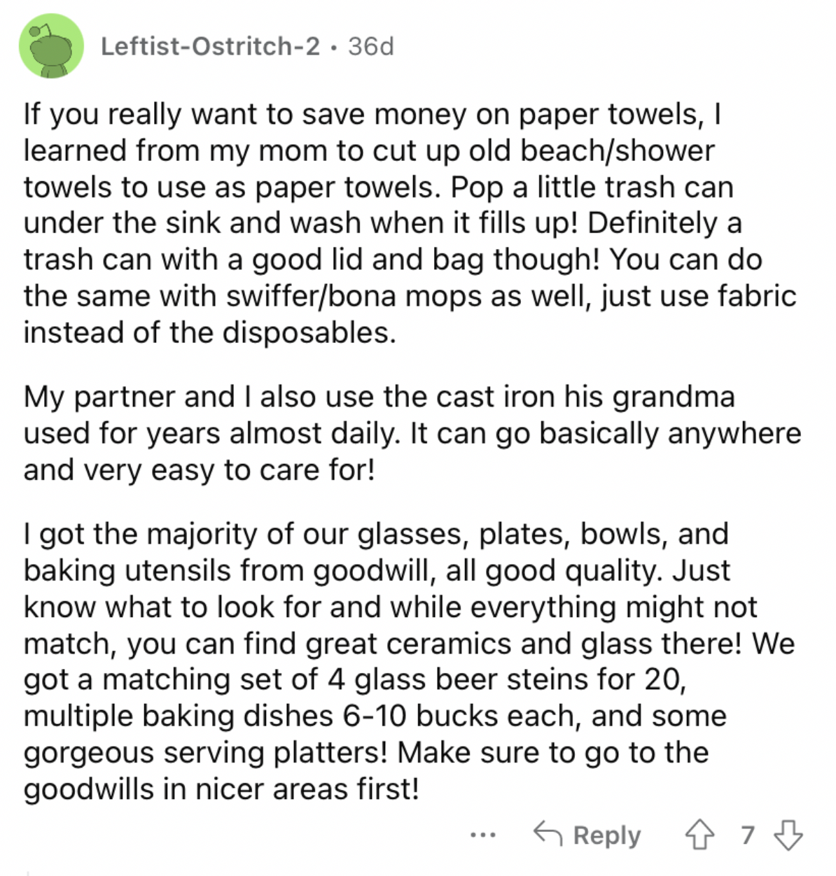 Reddit screenshot about the value of saving money on paper towels.