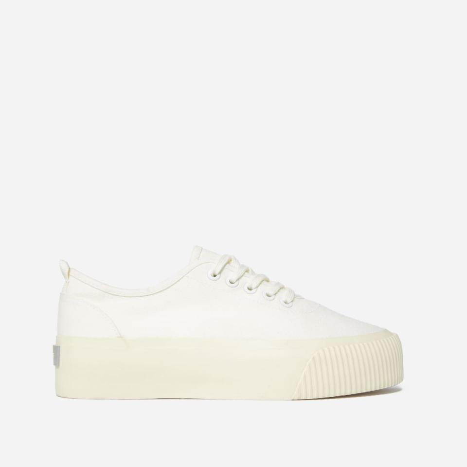 The Forever Platform Sneaker. Image via Everlane. 