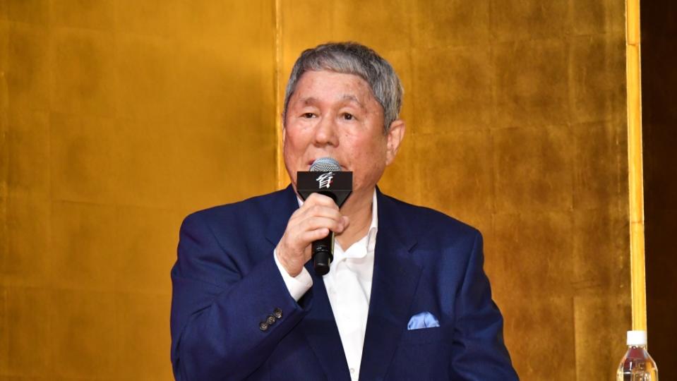 Kitano Takeshi speaks at Tokyo event (Kadokawa).
