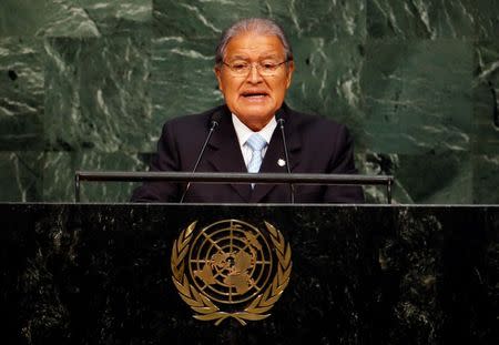 El Salvador's President Salvador Sanchez Ceren addresses attendees during a plenary meeting of the United Nations Sustainable Development Summit at the United Nations Headquarters in Manhattan, New York September 25, 2015. REUTERS/Andrew Kelly