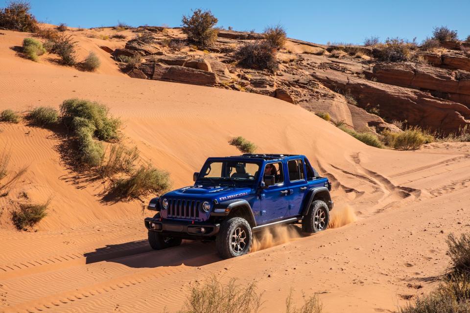 See Photos of the 2020 Jeep Wrangler EcoDiesel