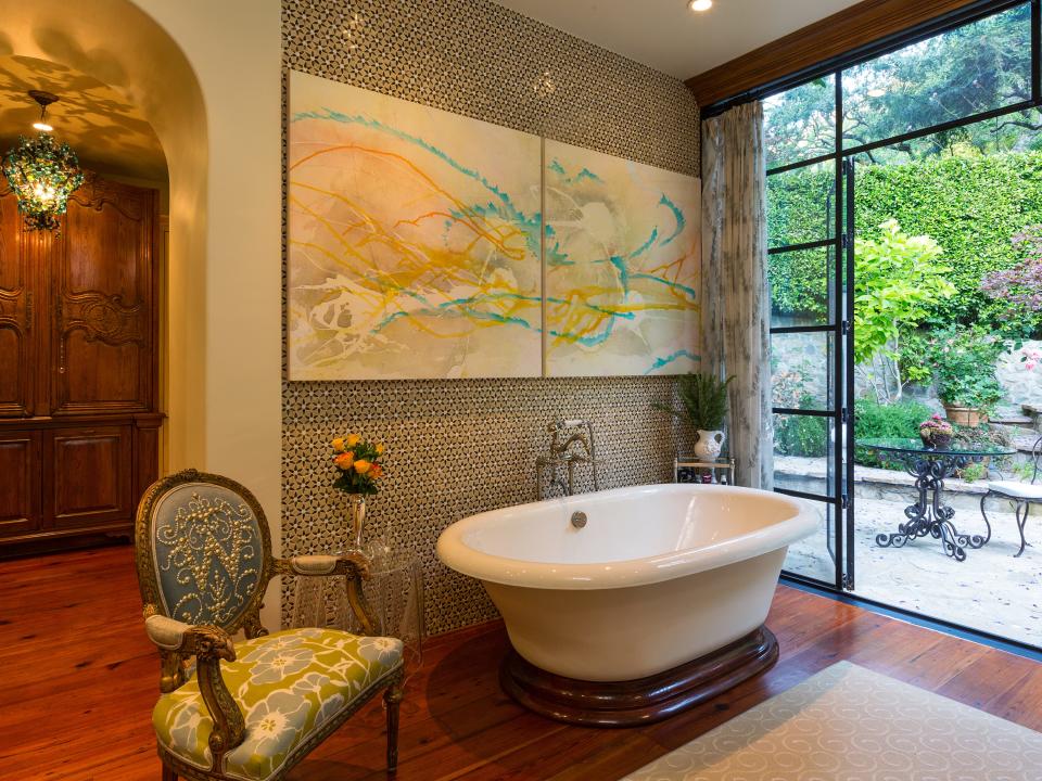 One of the many bathrooms in J.Lo's Bel Air home.