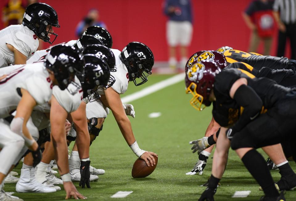 Harrisburg and Brandon Valley face off in the class 11AAA football championship on Saturday, November 13, 2021, at the DakotaDome in Vermillion.