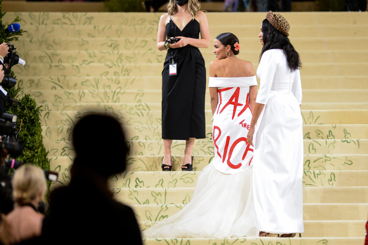 Alexandria Ocasio-Cortez's Met Gala gown message sparked controversy ...