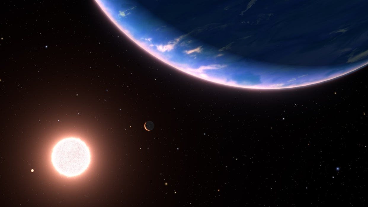  Illustration shows an exoplanet around its star. 