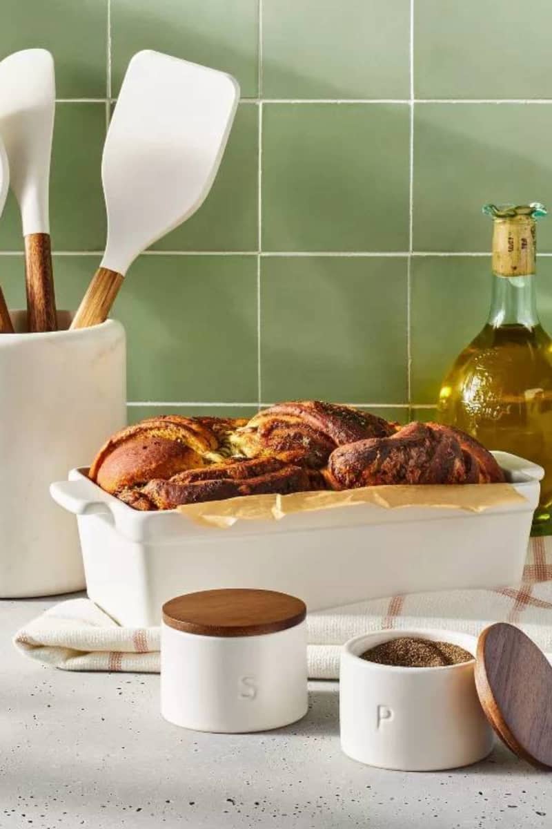 loaf pan, salt and pepper shaker, utensil holder, with wood and white utensils