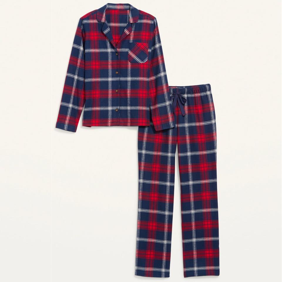 Old Navy holiday pajamas