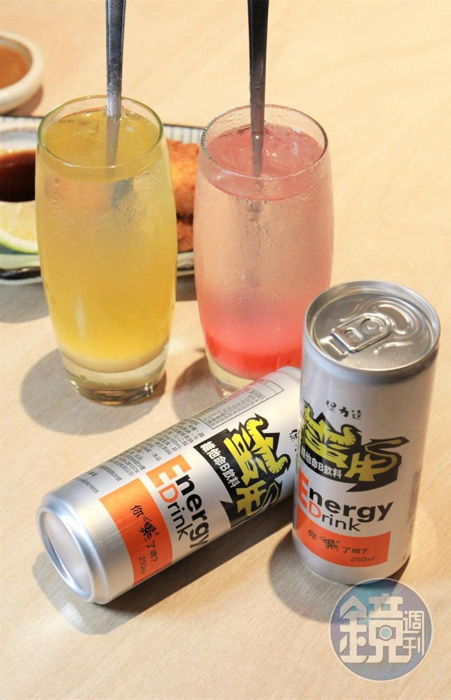 「蠻牛乳酸氣泡飲」沁涼消暑又兼具提神作用。（60元／杯）