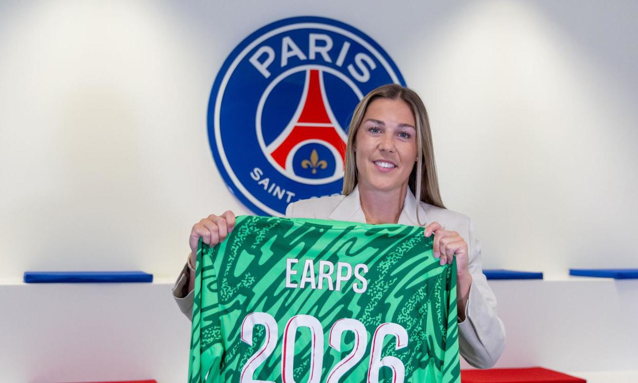 <span>Mary Earps has joined PSG after five years at Manchester United.</span><span>Photograph: PSG</span>