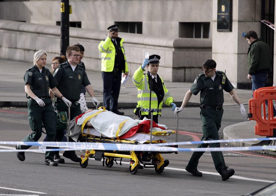 (FOTOS) Las imágenes del ataque terrorista en Londres