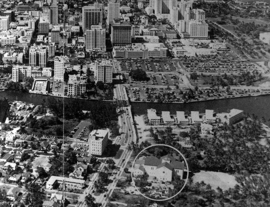 Airial view of Miami river, Brickell avenue in 1949. The First Presbyterian church is in circle.