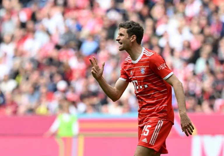 Bayern Munich regains top spot in Bundesliga standings with win over Hertha Berlin