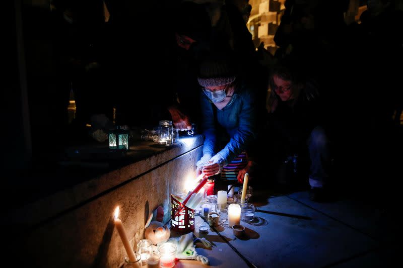 Tribute to the 27 migrants who died as they attempted to cross the English Channel