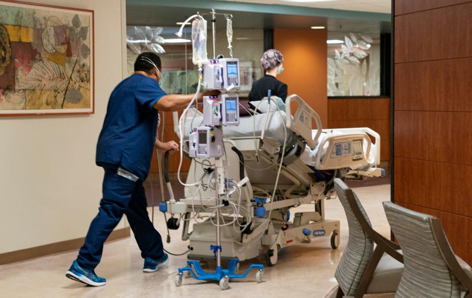 St. Joseph Mercy Oakland Hospital in Pontiac medical and hospital personnel during the Omicron surge on Monday, Jan. 24, 2022.