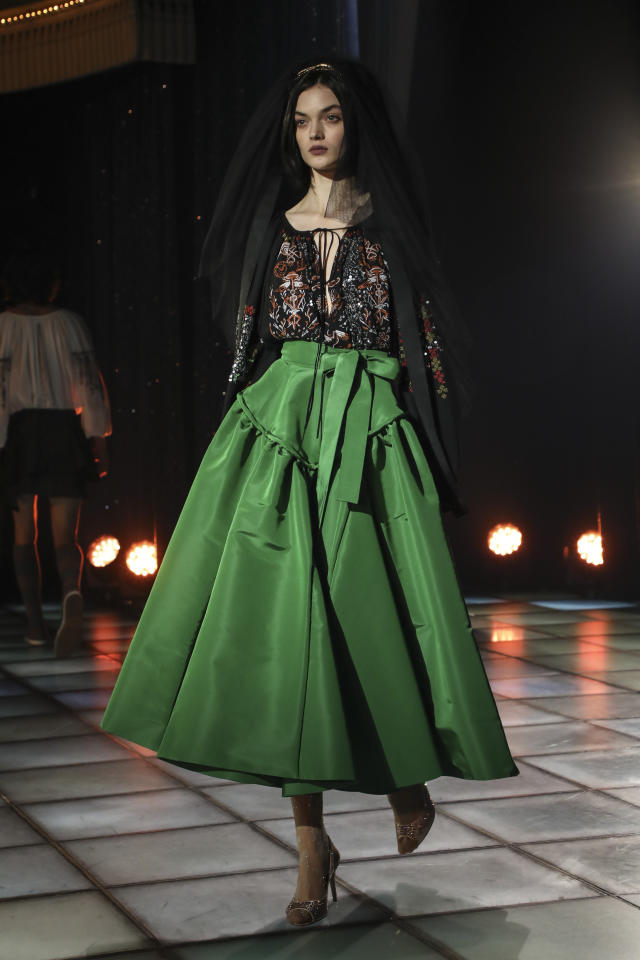 Vivienne Westwood Fashion Show, Collection Ready To Wear Fall Winter 2019  presented during Paris Fashion Week 0004 – NOWFASHION
