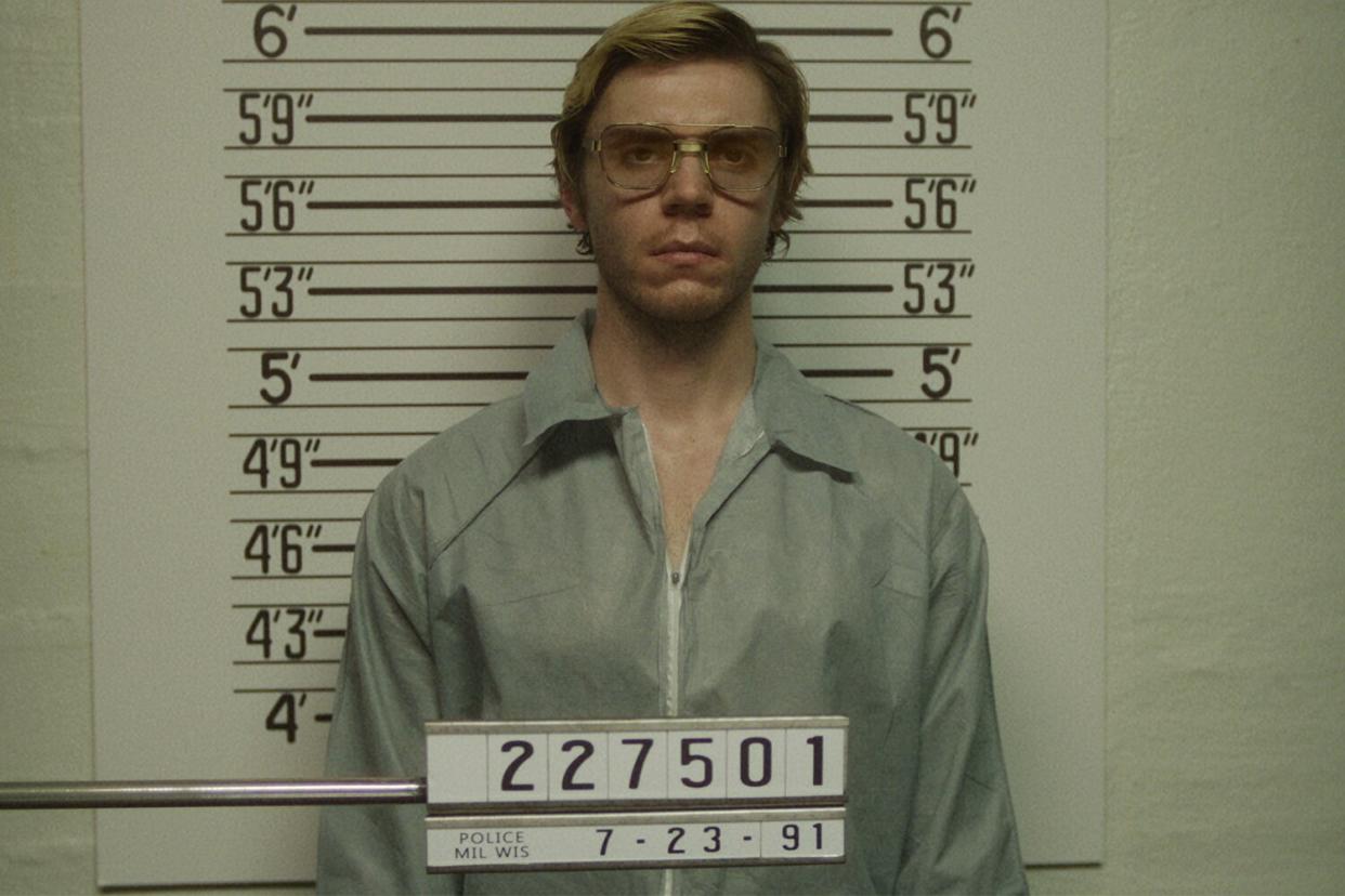 Dahmer. Monster: The Jeffrey Dahmer Story. Evan Peters as Jeffrey Dahmer in episode 102 of Dahmer. Monster: The Jeffrey Dahmer Story. Cr. Courtesy Of Netflix © 2022